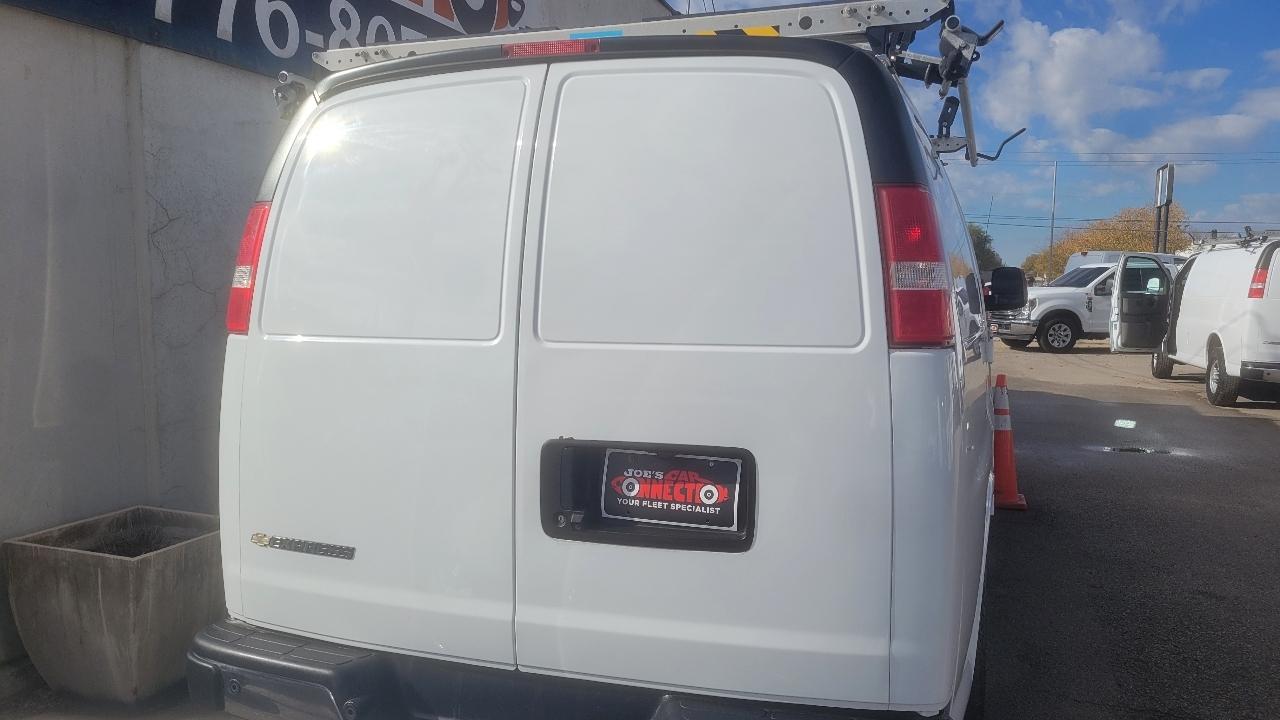 Chevrolet Express Cargo Van RWD 2500 135" 2018
