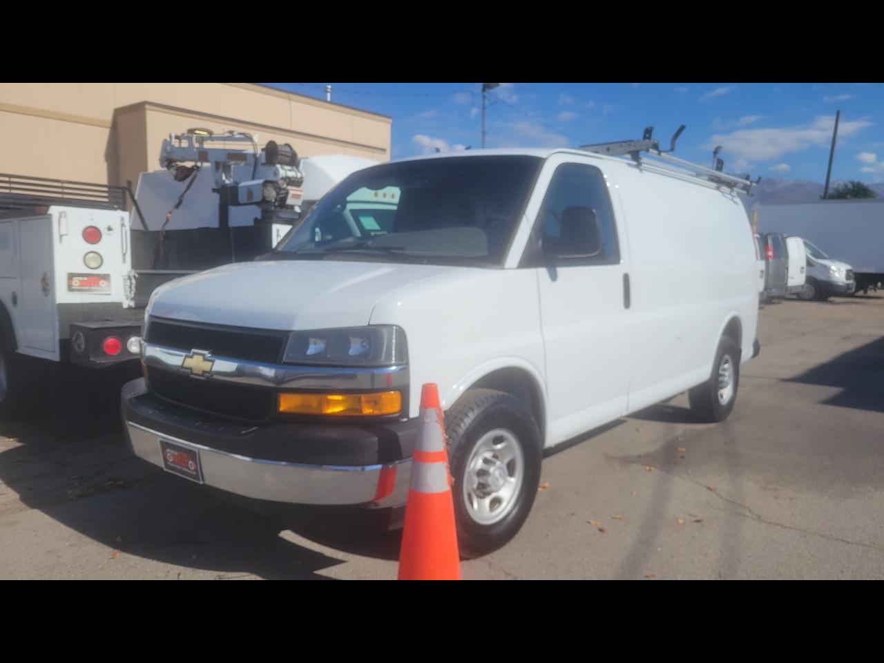 Chevrolet Express Cargo Van RWD 2500 135" 2018