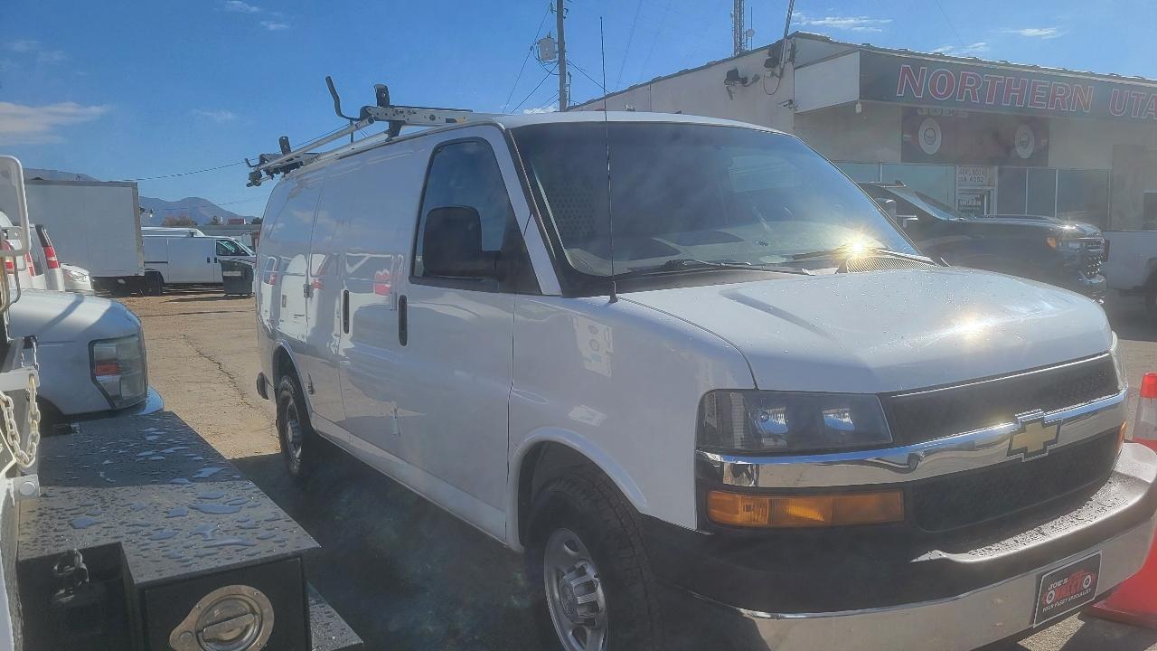 Chevrolet Express Cargo Van RWD 2500 135" 2018