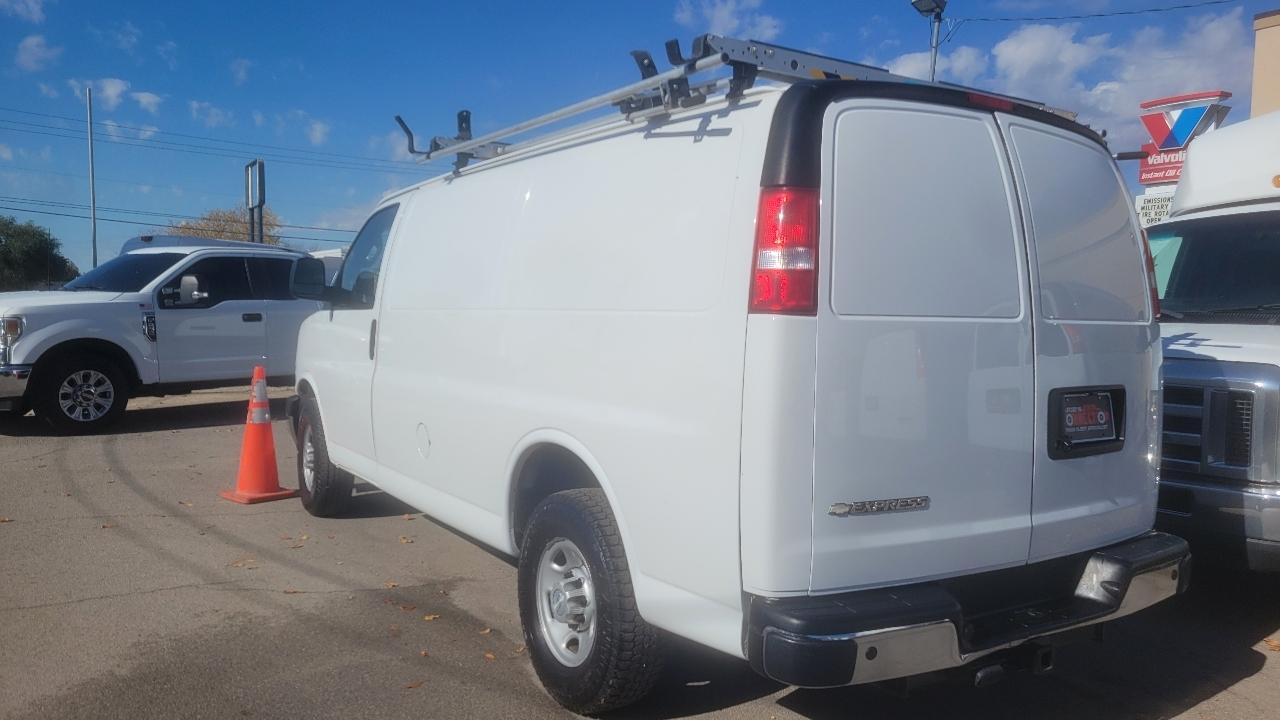 Chevrolet Express Cargo Van RWD 2500 135" 2018