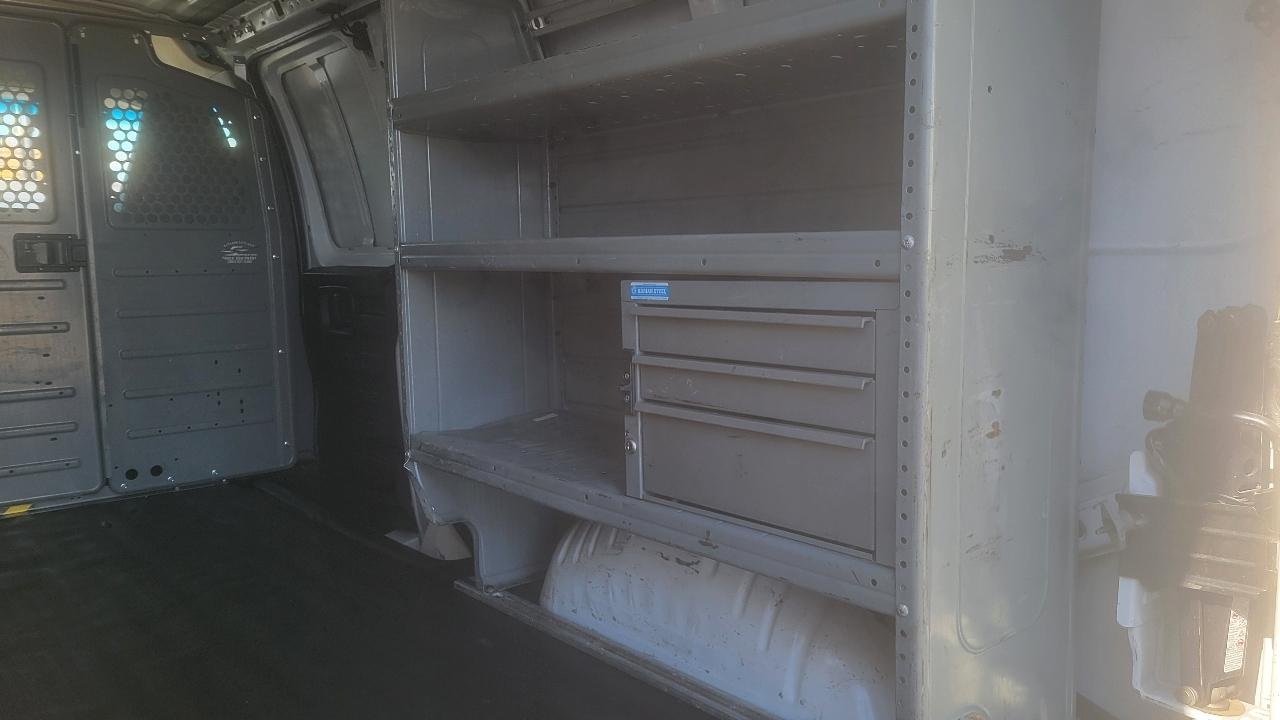 Chevrolet Express Cargo Van RWD 2500 135" 2018