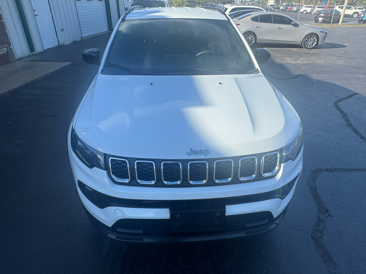 Jeep Compass Latitude 4x4 2025 Jeep Compass Latitude 4x4 2025