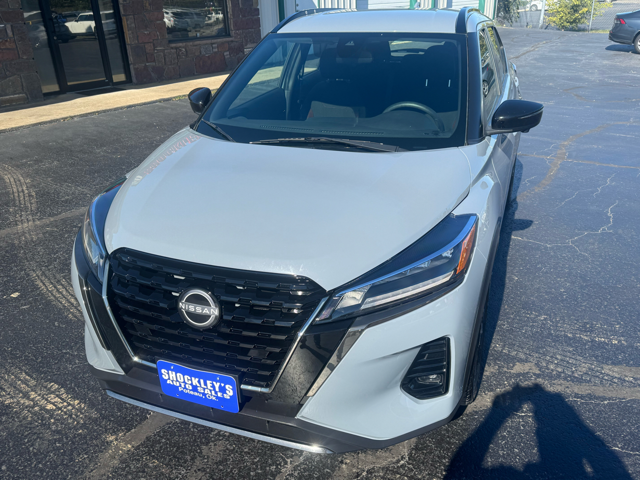 Nissan Kicks SR FWD 2023 Nissan Kicks SR FWD 2023