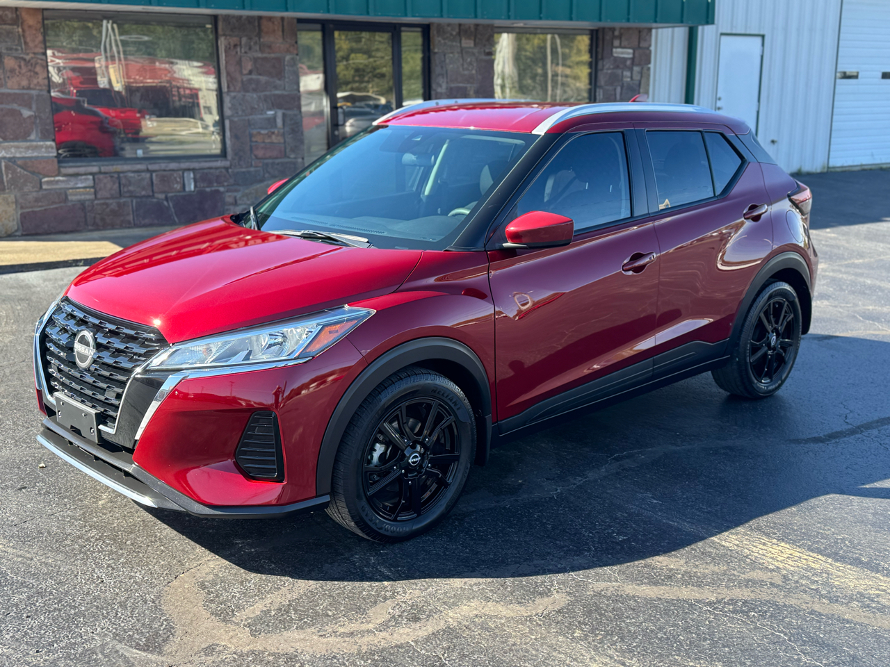 2022 Nissan Kicks SV FWD