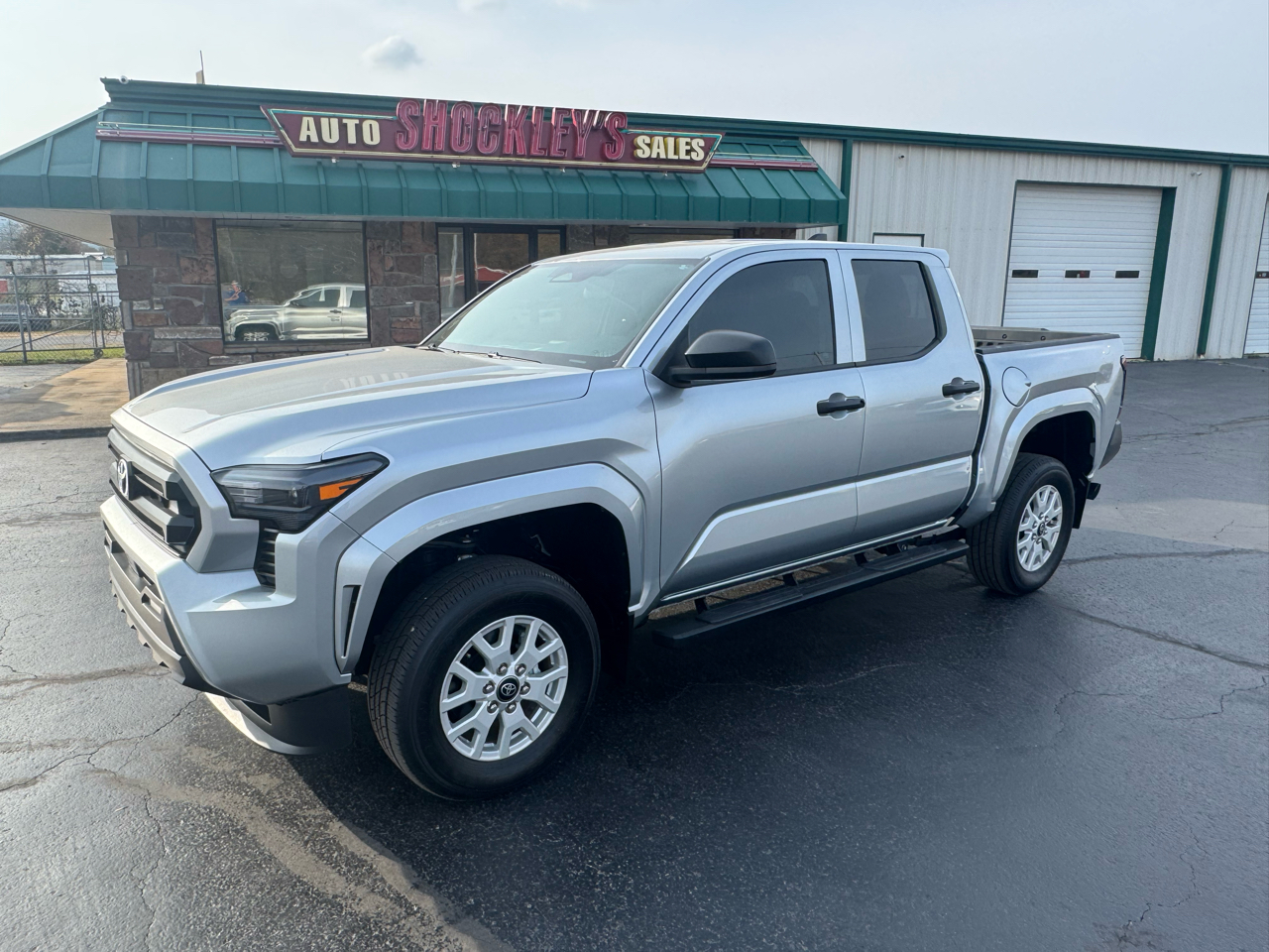2024 Toyota Tacoma 4WD SR Double Cab 5' Bed AT (Natl)