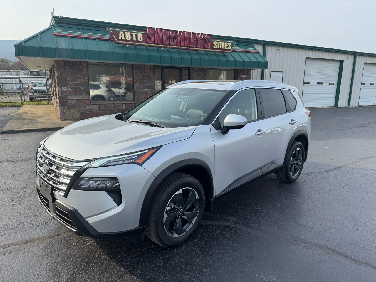 2024 Nissan Rogue FWD SV