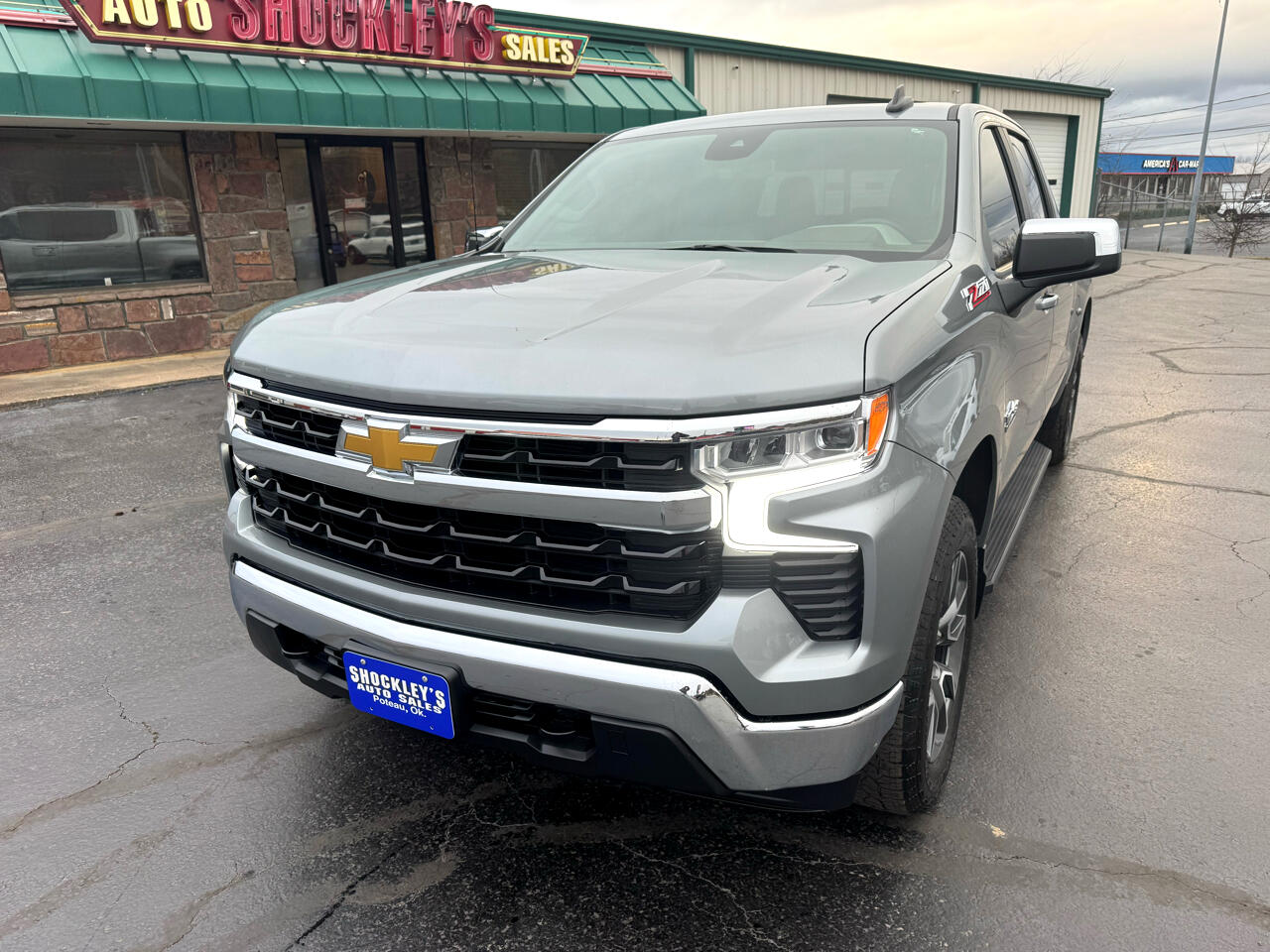 Chevrolet Silverado 1500 4WD Crew Cab 147" LT w/1LT 2024