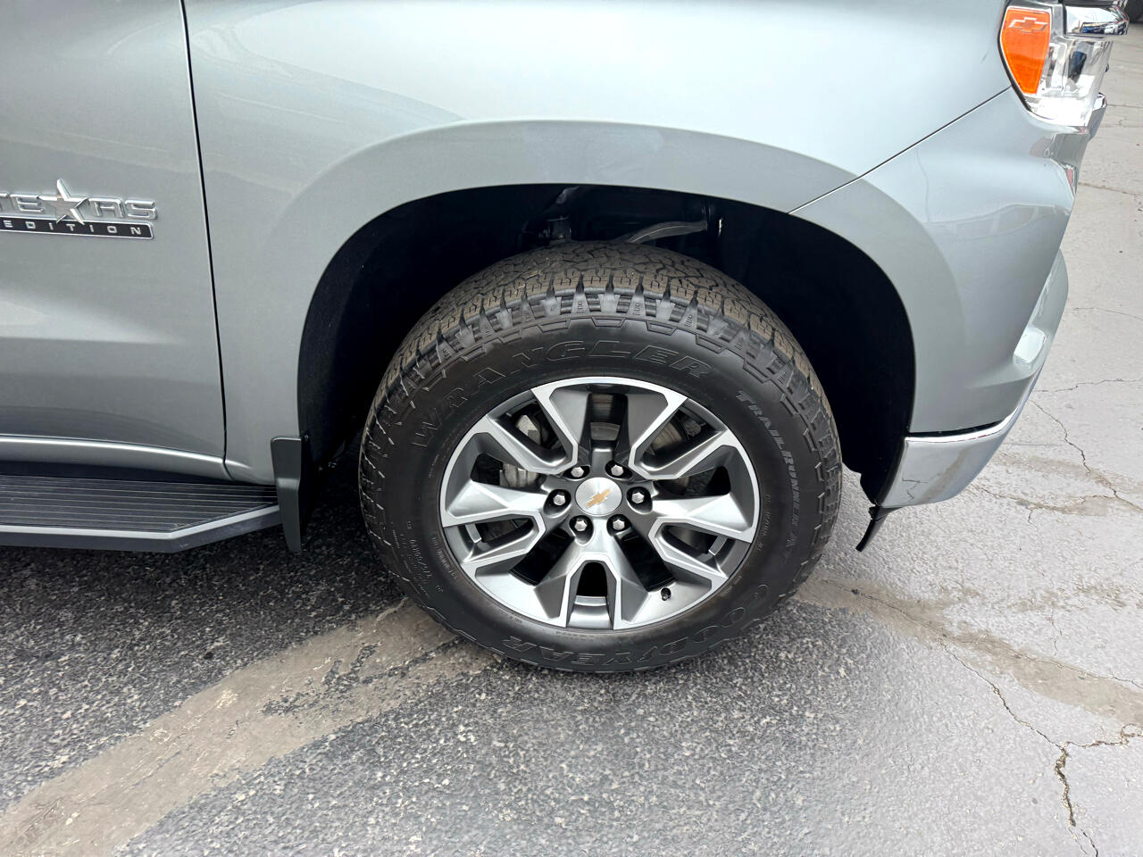 Chevrolet Silverado 1500 4WD Crew Cab 147" LT w/1LT 2024