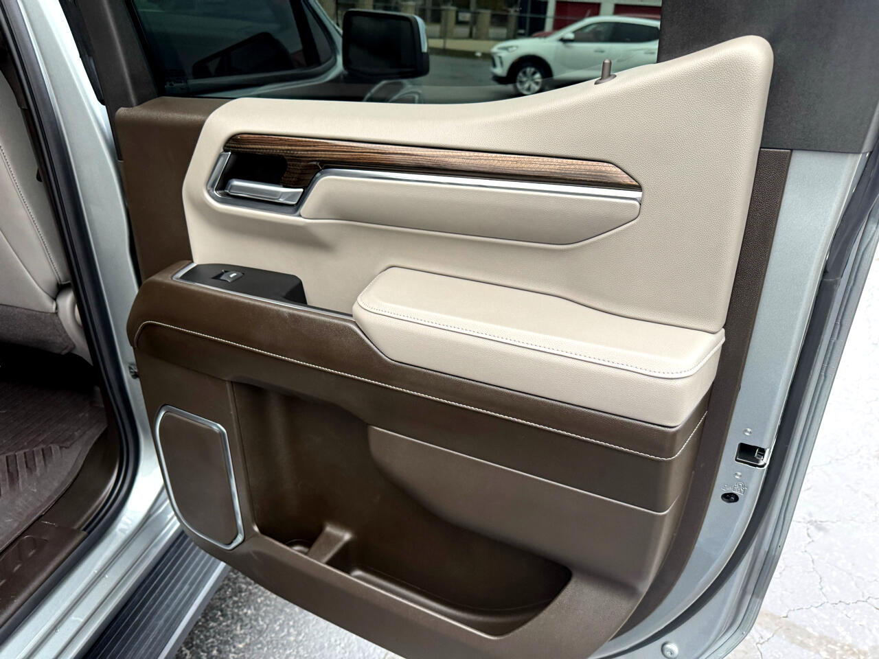 Chevrolet Silverado 1500 4WD Crew Cab 147" LT w/1LT 2024