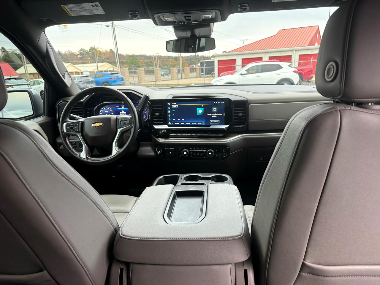 Chevrolet Silverado 1500 4WD Crew Cab 147" LT w/1LT 2024