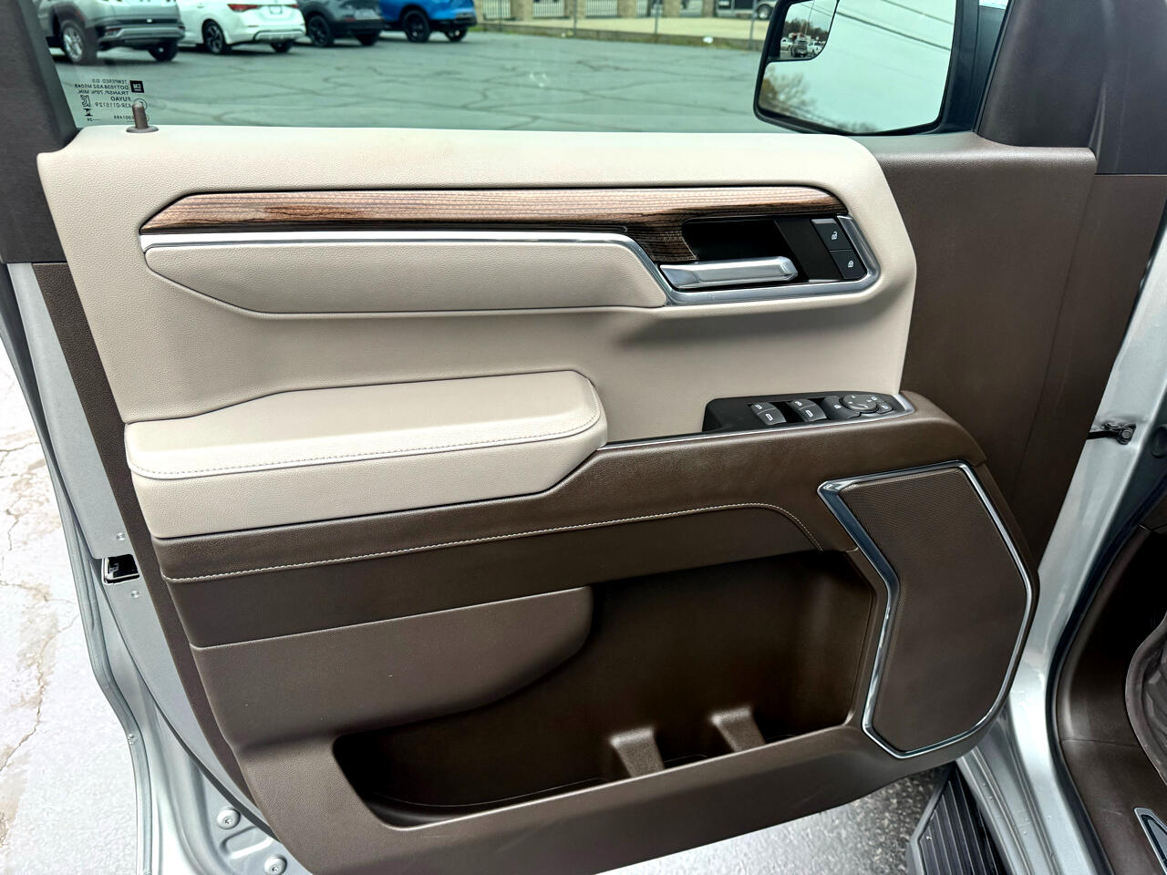 Chevrolet Silverado 1500 4WD Crew Cab 147" LT w/1LT 2024