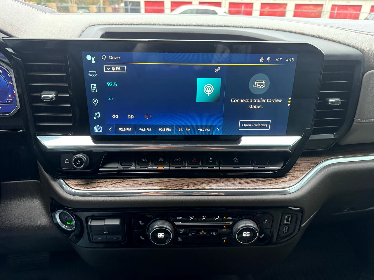 Chevrolet Silverado 1500 4WD Crew Cab 147" LT w/1LT 2024