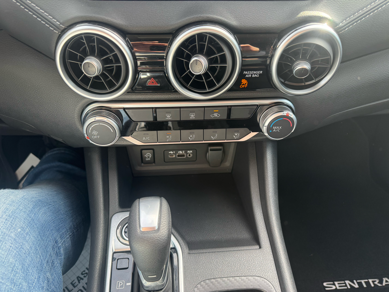 Nissan Sentra SV CVT 2025