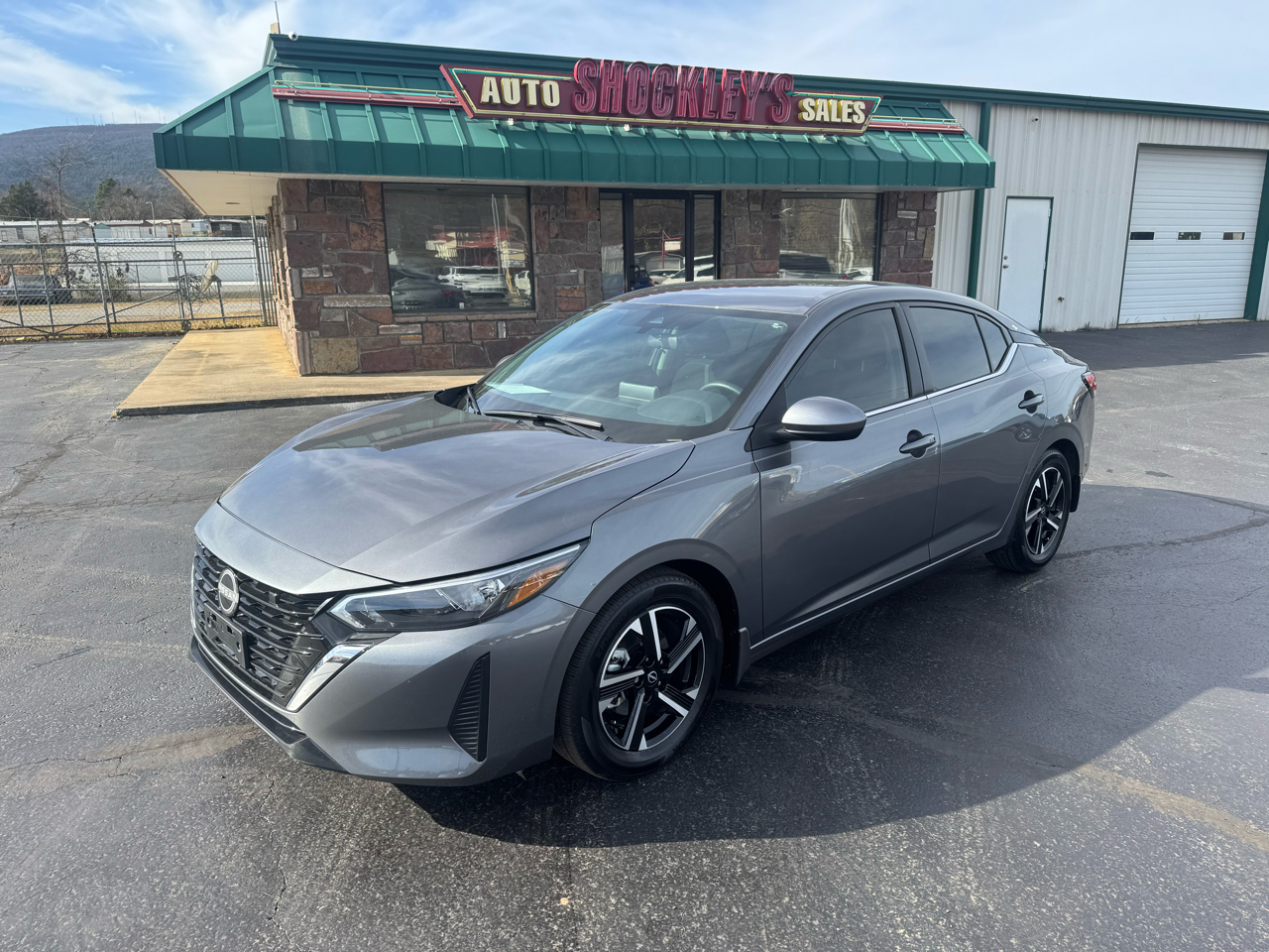 2025 Nissan Sentra SV CVT