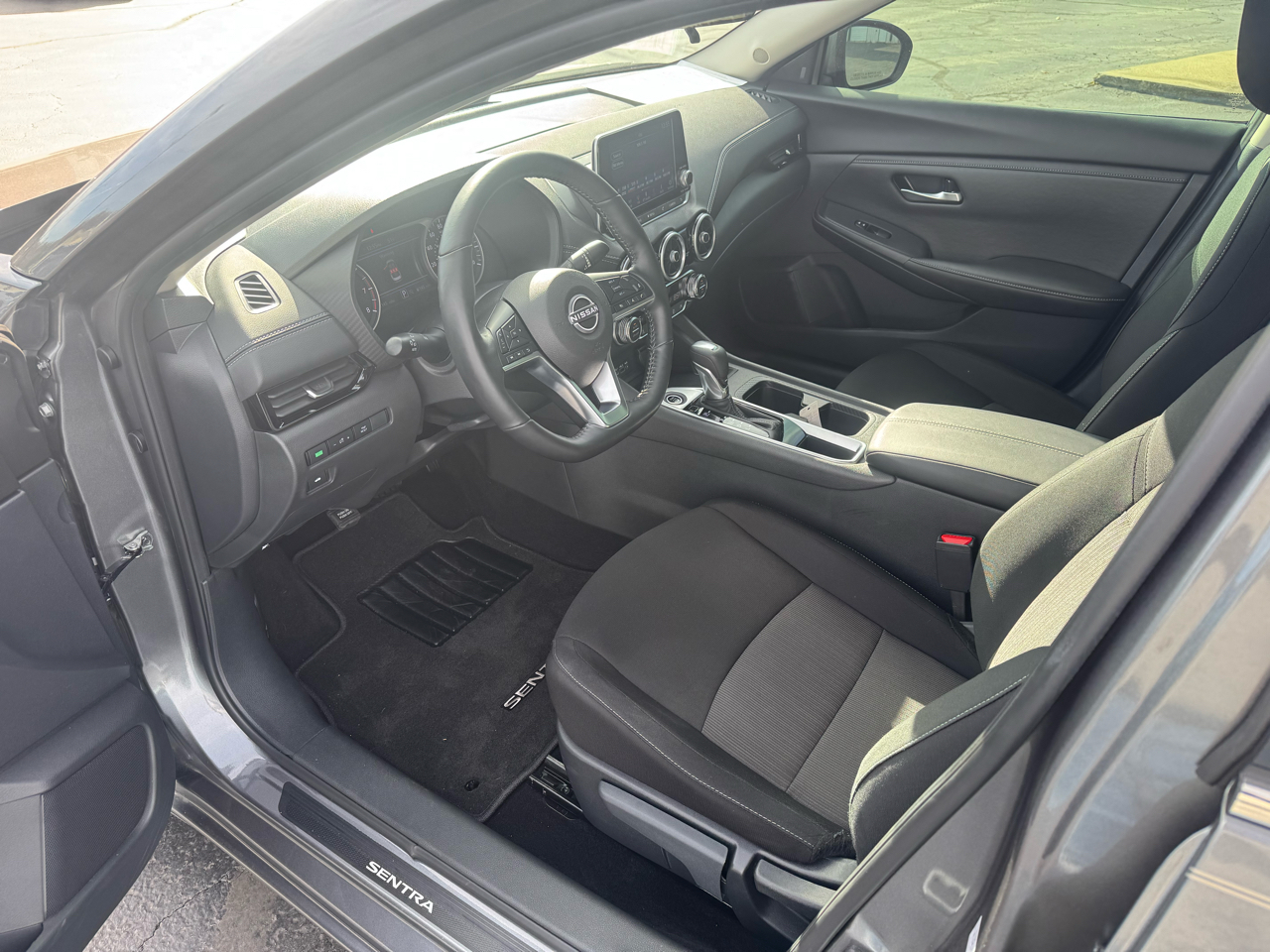 Nissan Sentra SV CVT 2025