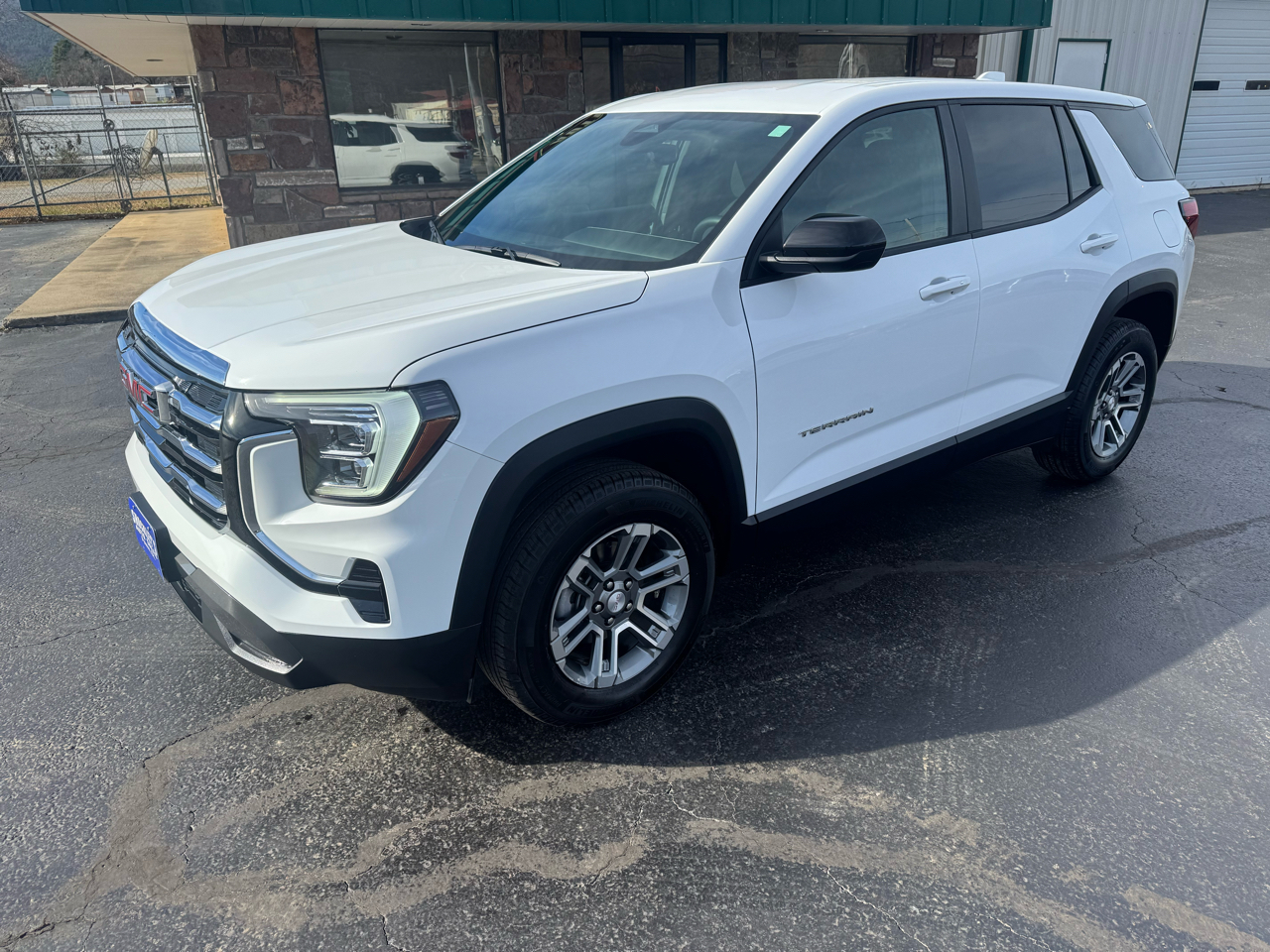 GMC Terrain FWD 4dr Elevation 2025