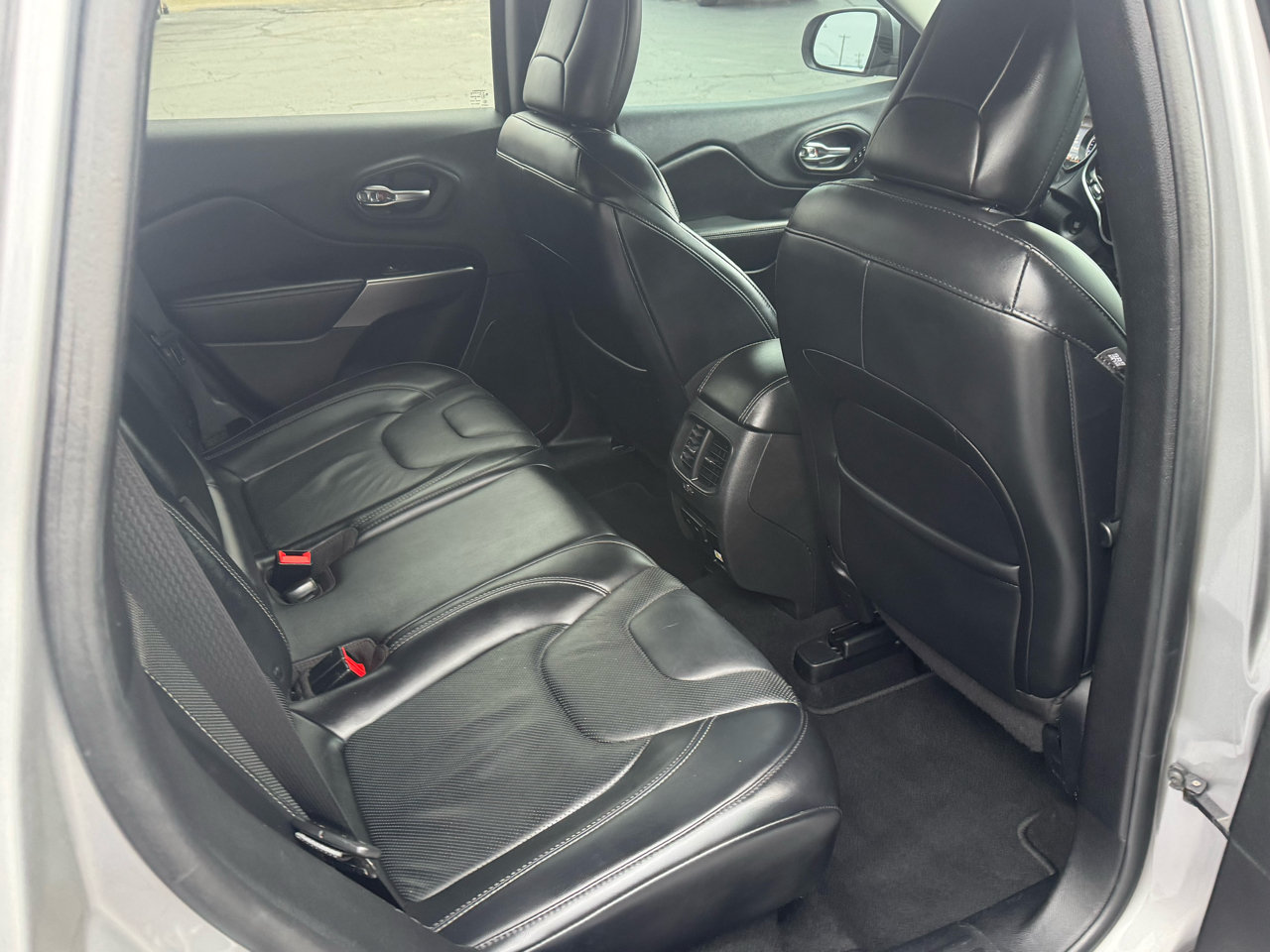 Jeep Cherokee Limited FWD 2019