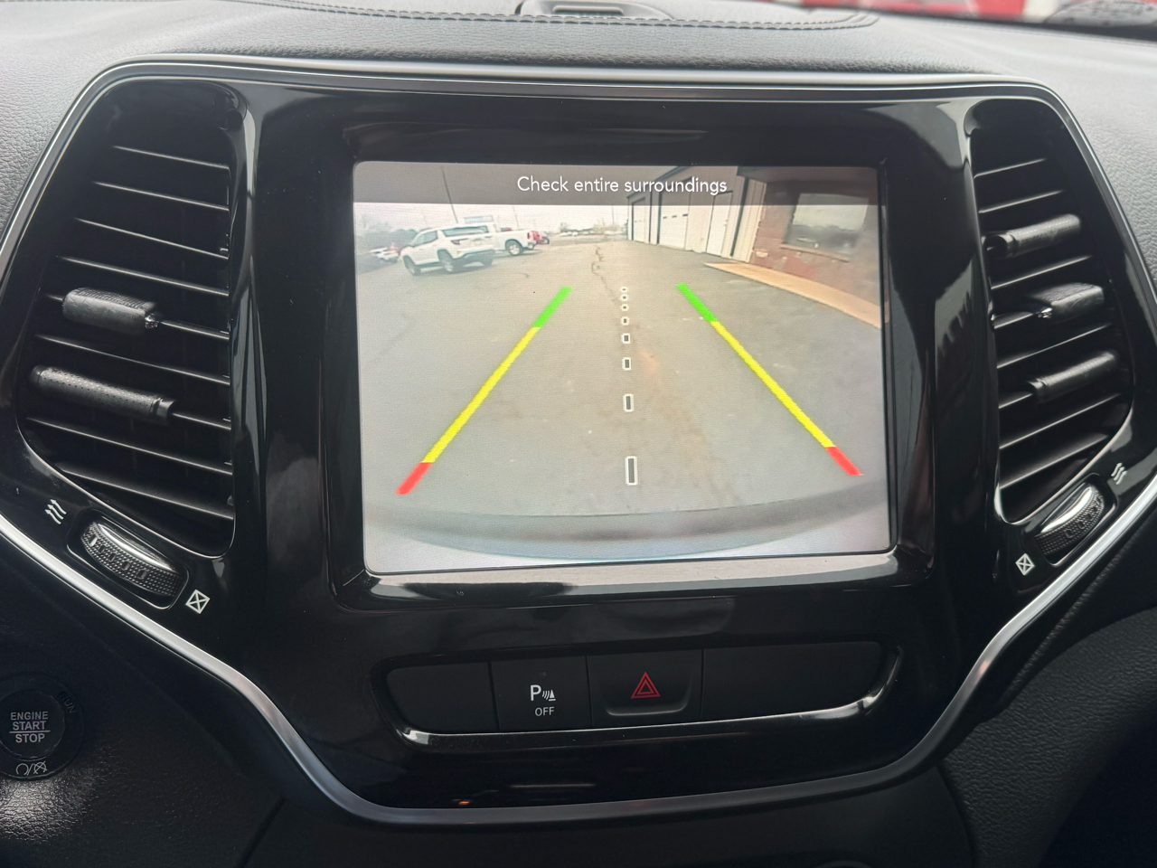 Jeep Cherokee Limited FWD 2019