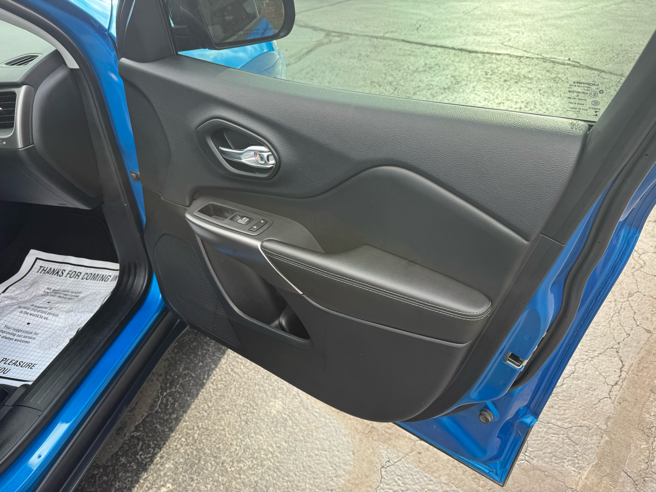 Jeep Cherokee Latitude Lux FWD 2022