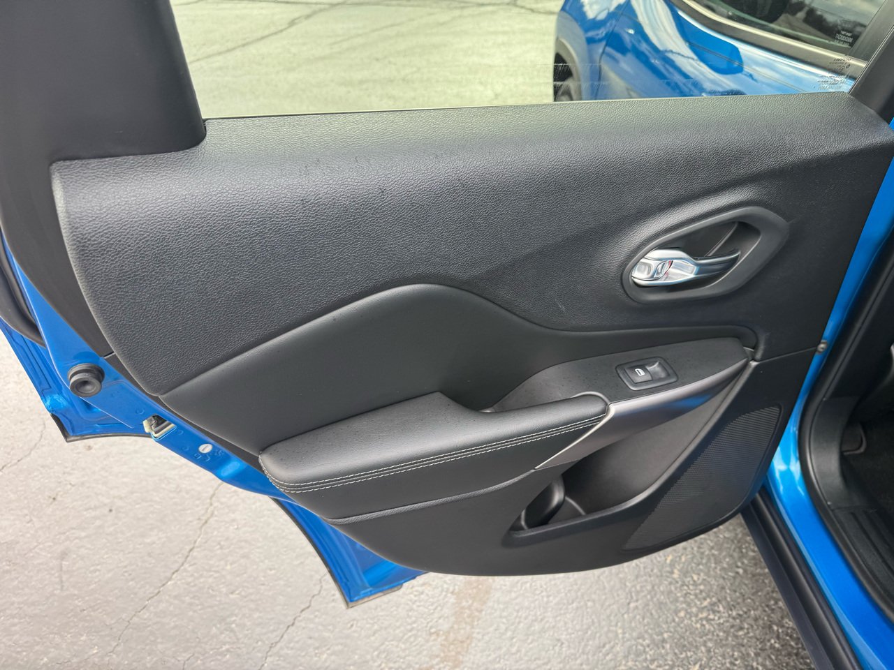 Jeep Cherokee Latitude Lux FWD 2022