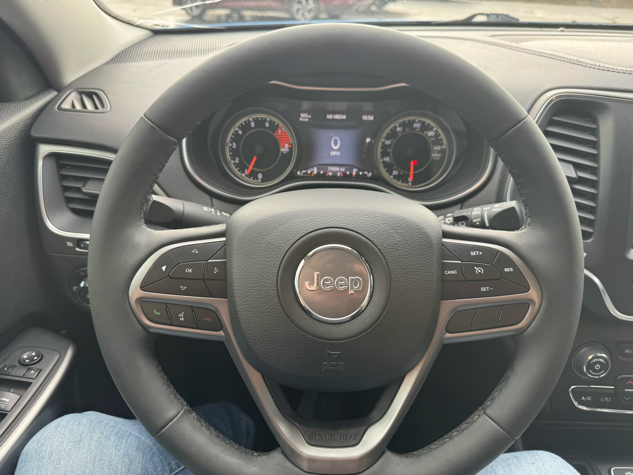 Jeep Cherokee Latitude Lux FWD 2022