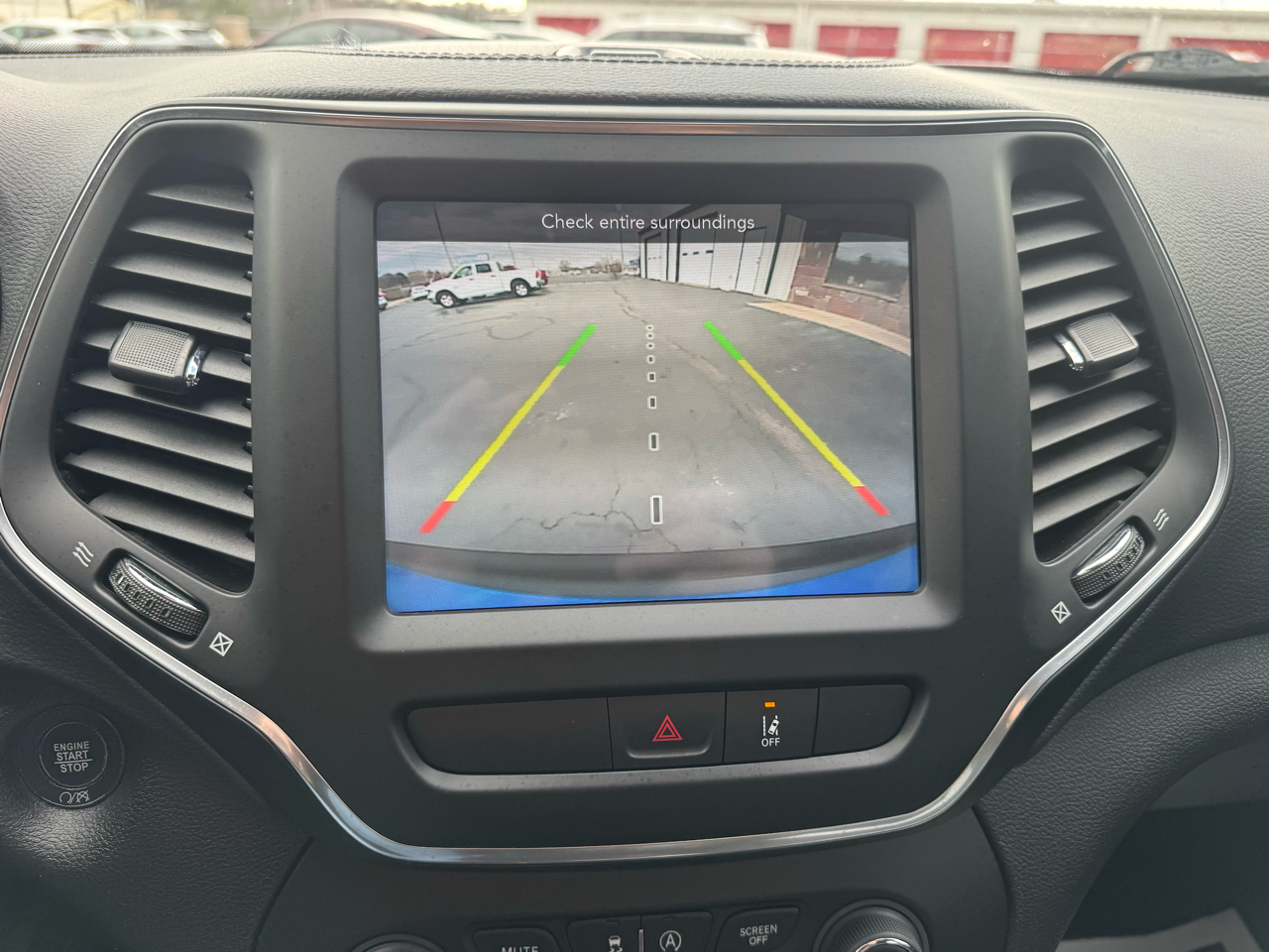 Jeep Cherokee Latitude Lux FWD 2022