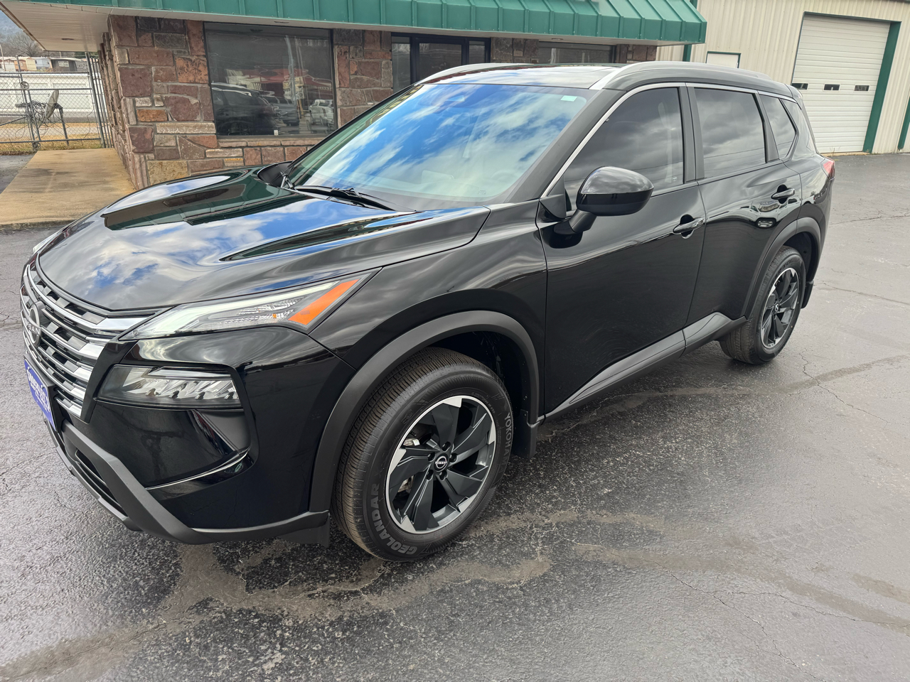 Nissan Rogue FWD SV 2025