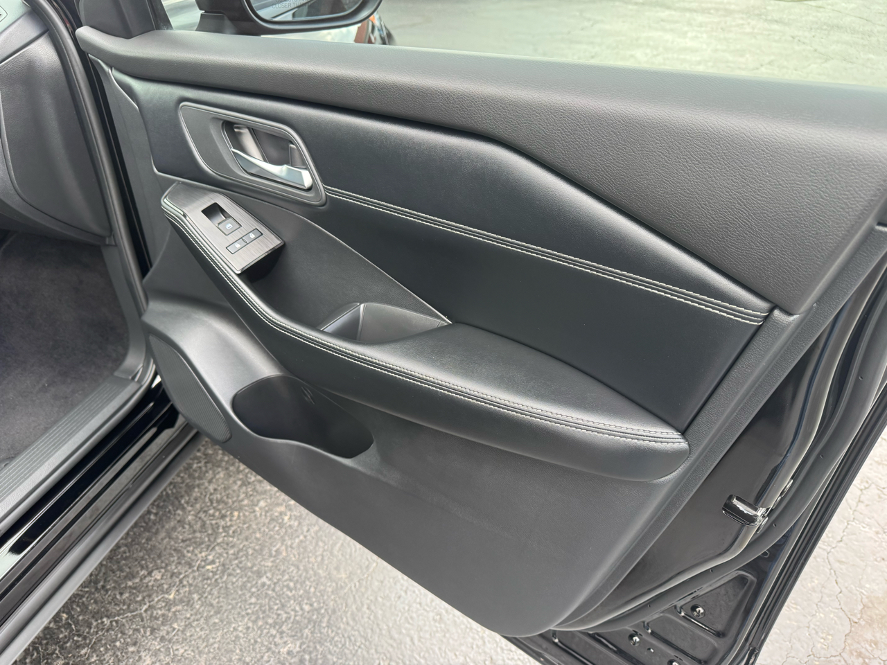 Nissan Rogue FWD SV 2025