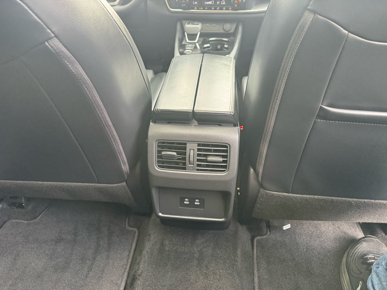 Nissan Rogue FWD SV 2025