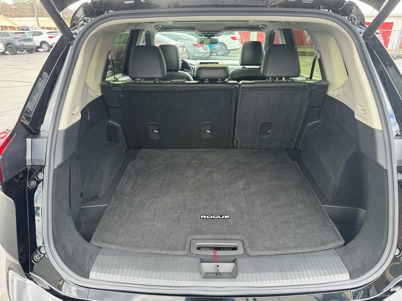 Nissan Rogue FWD SV 2025