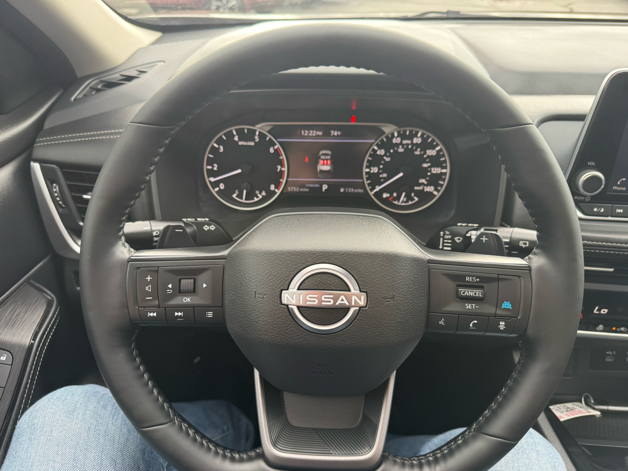 Nissan Rogue FWD SV 2025