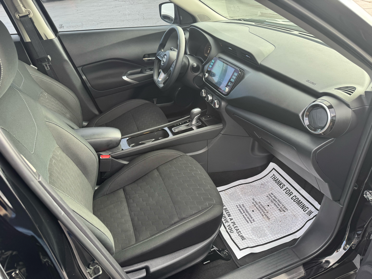 Nissan Kicks SV FWD 2024