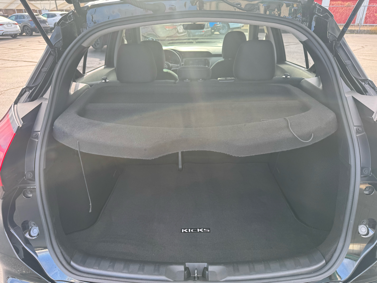 Nissan Kicks SV FWD 2024