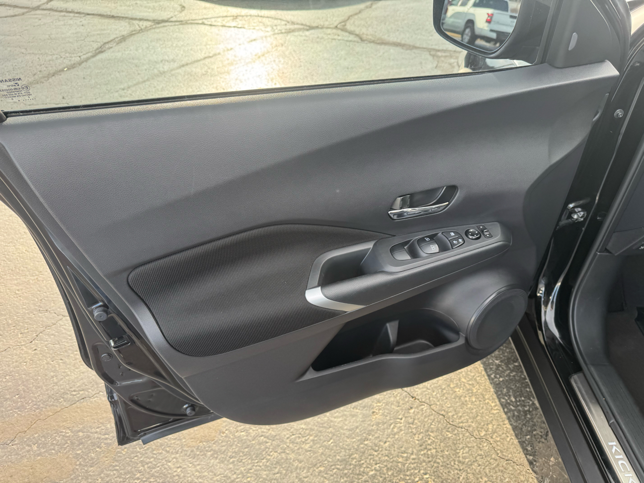 Nissan Kicks SV FWD 2024