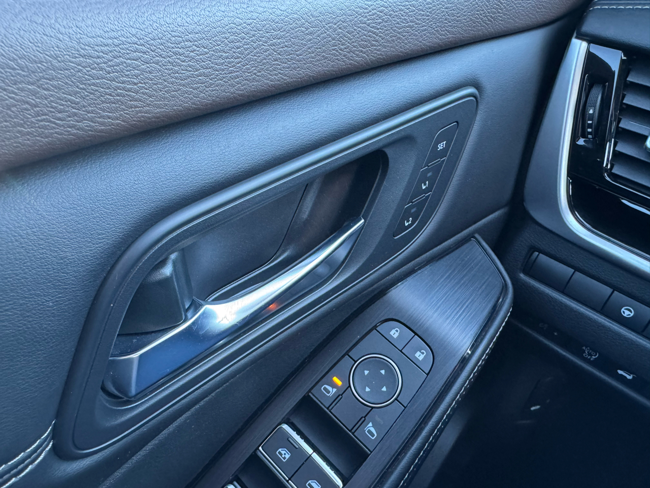 Nissan Rogue FWD SL 2023