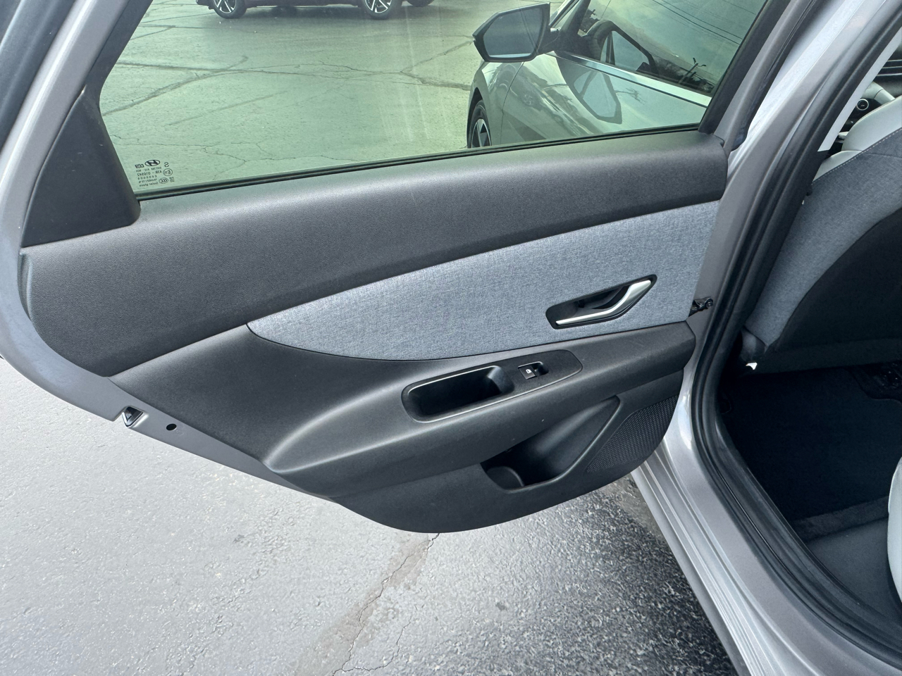 Hyundai Elantra Limited IVT *Ltd Avail* 2021