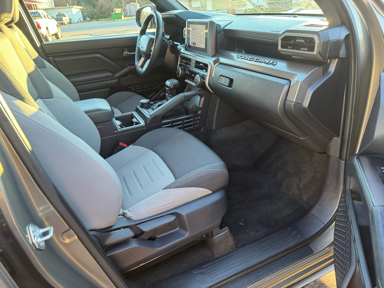 Toyota Tacoma 4WD TRD Sport Double Cab 5' Bed AT (Natl) 2025