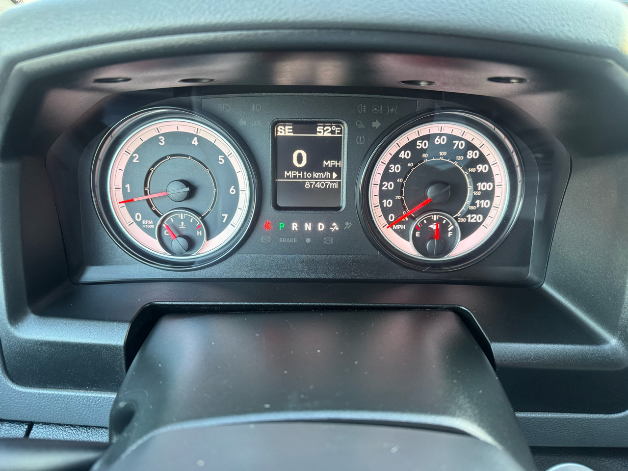 RAM 1500 Classic SLT 4x2 Crew Cab 6'4" Box 2020