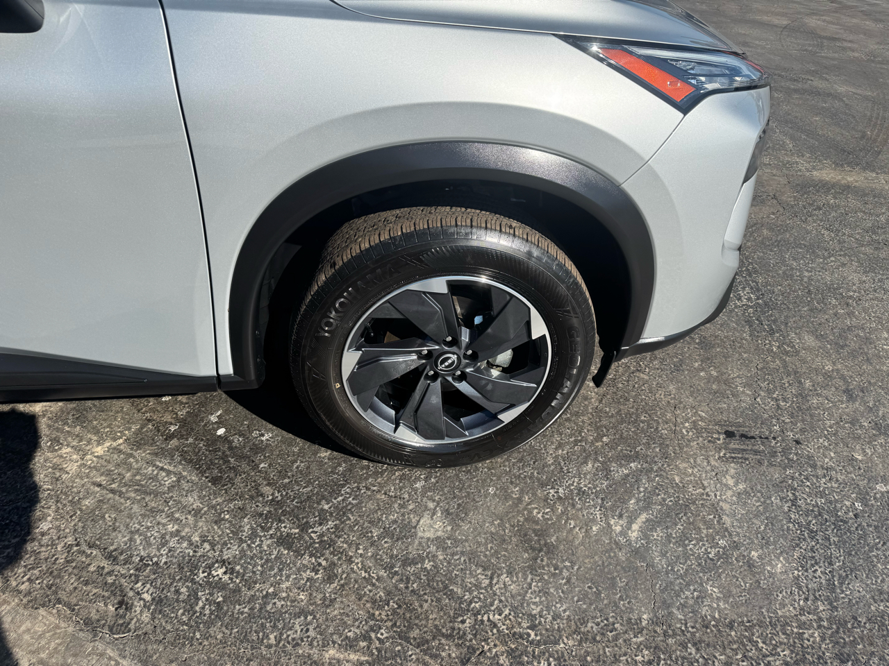 Nissan Rogue FWD SV 2025