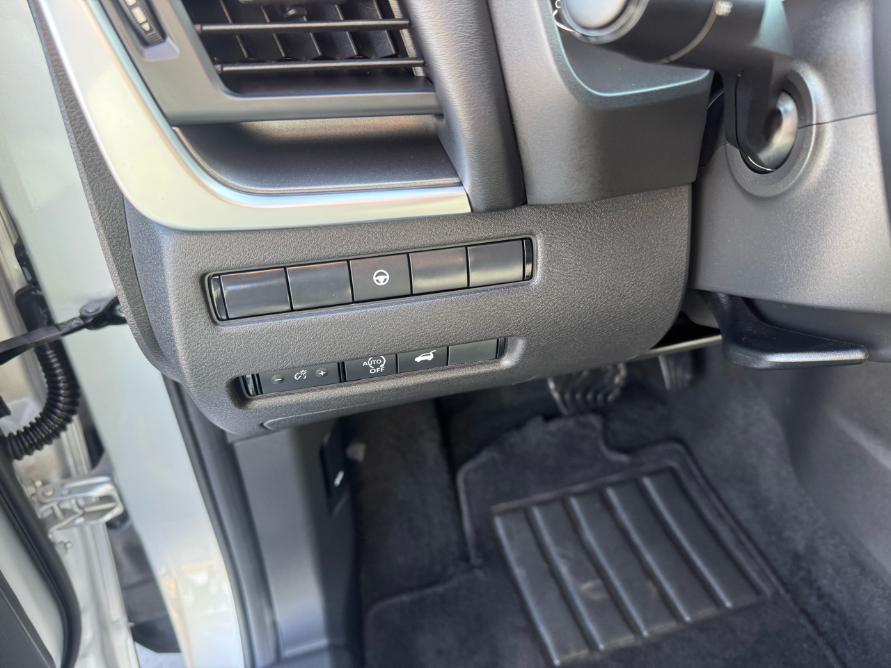 Nissan Rogue FWD SV 2025