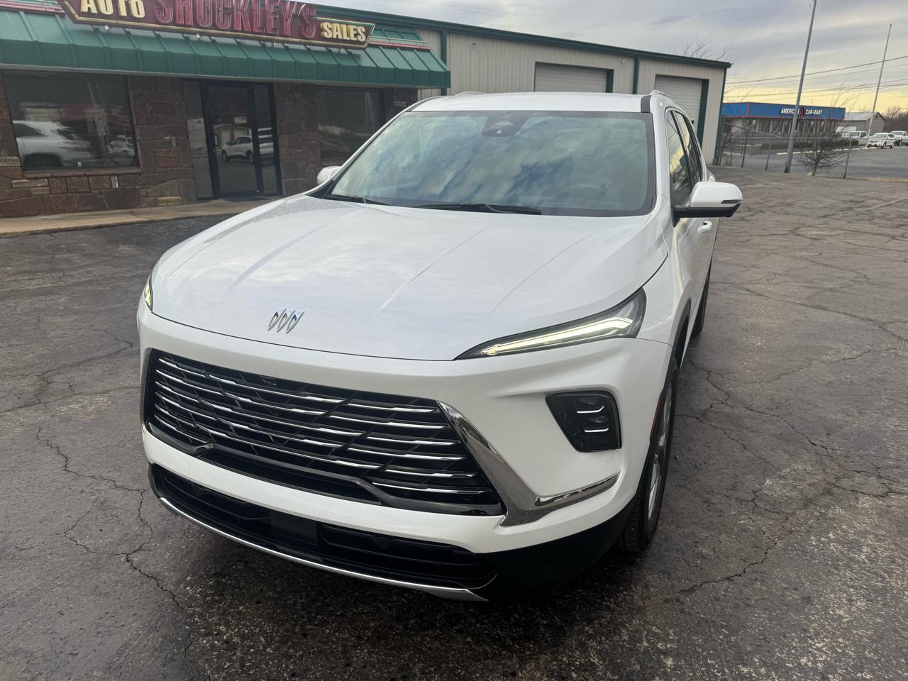 Buick Enclave 4dr Preferred 2025