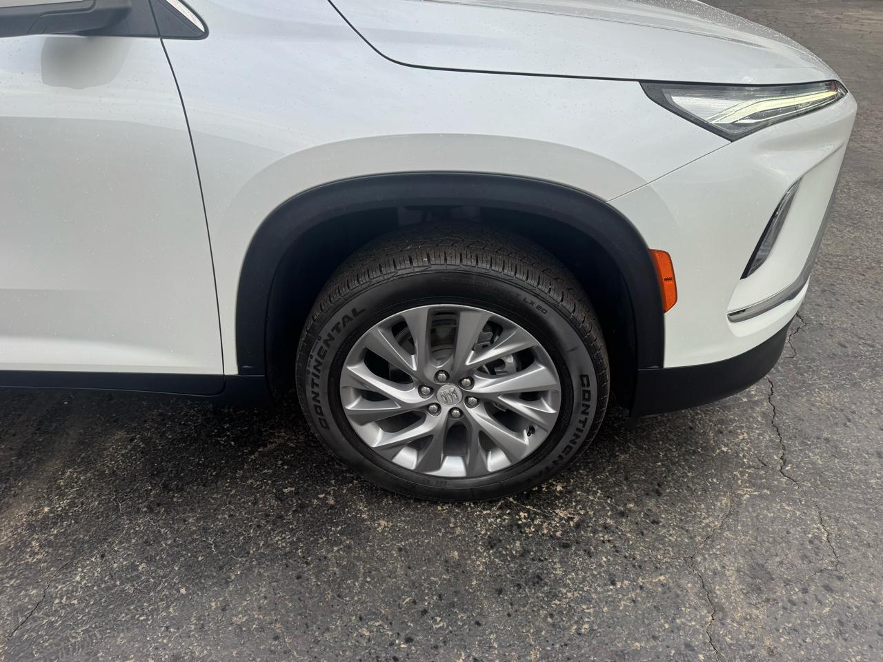 Buick Enclave 4dr Preferred 2025