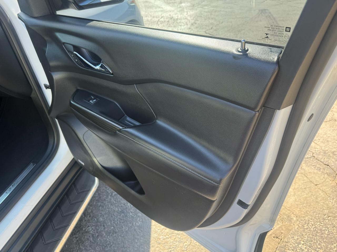 GMC Acadia FWD 4dr SLT w/SLT-1 2018