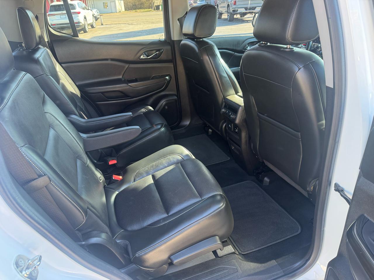 GMC Acadia FWD 4dr SLT w/SLT-1 2018