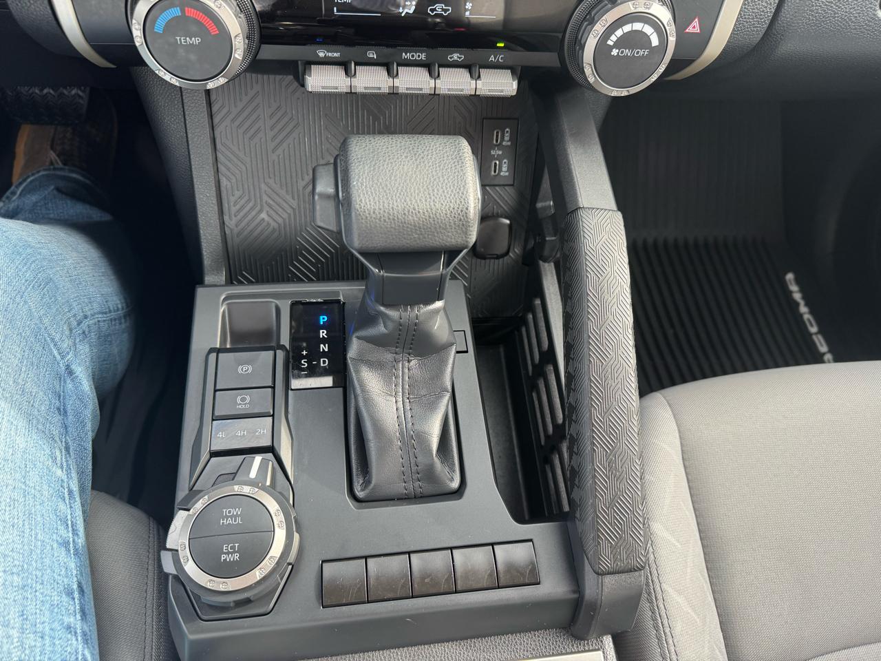 Toyota Tacoma 4WD TRD Off Road Double Cab 5' Bed MT (Natl) 2025