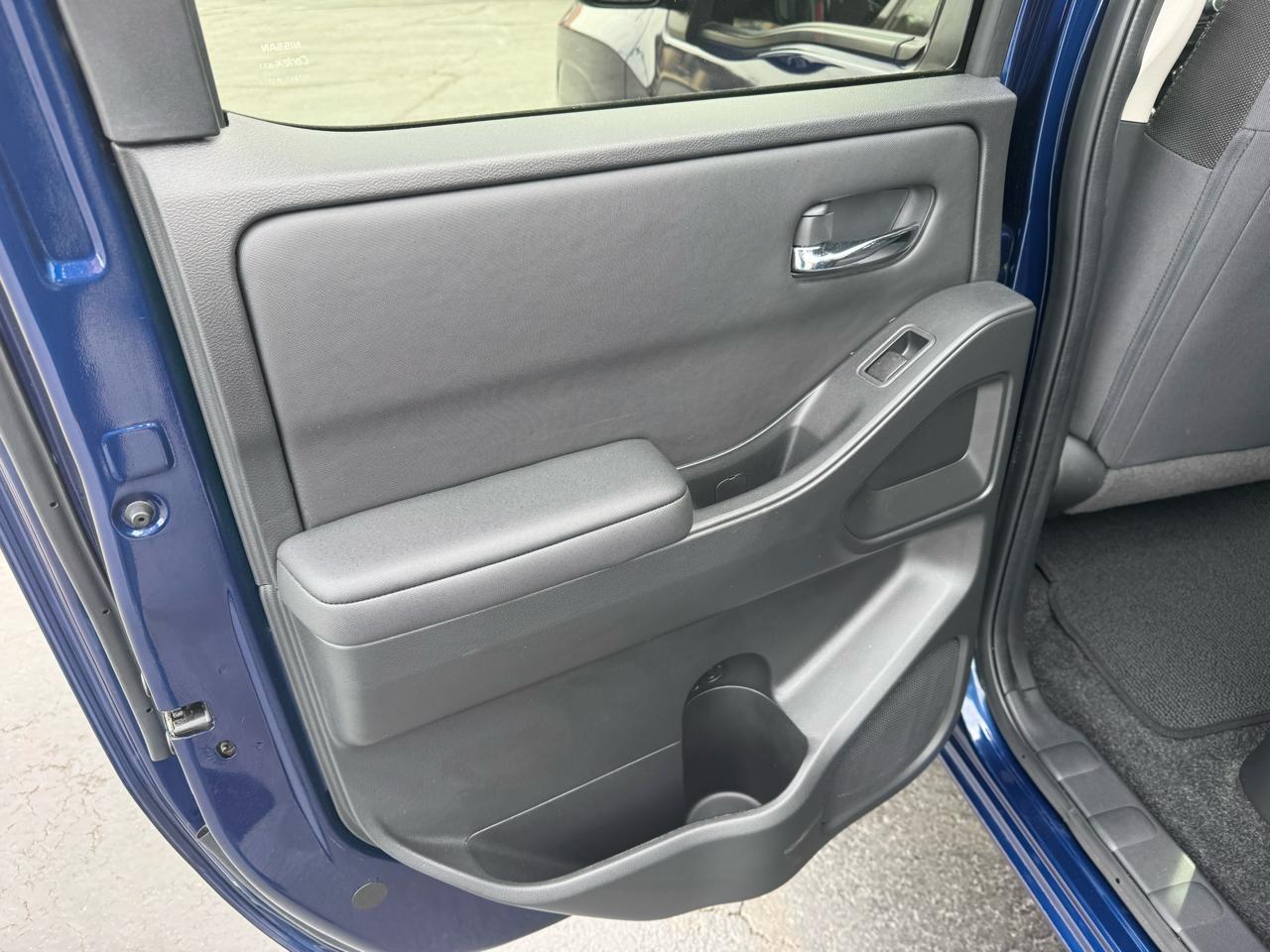 Nissan Frontier Crew Cab 4x4 SV Auto Long Bed 2023