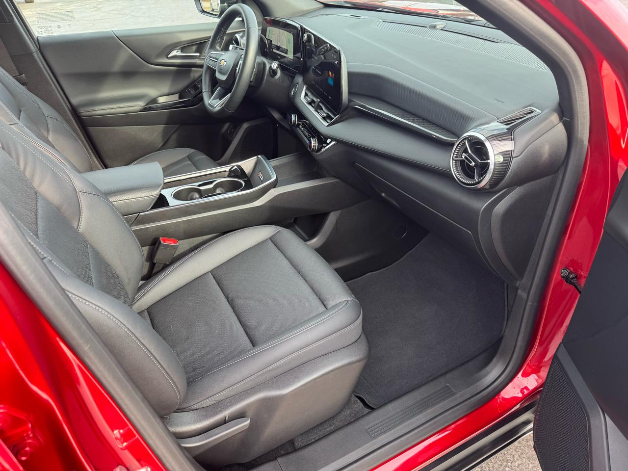 Chevrolet Equinox FWD 4dr LT w/1LT 2025