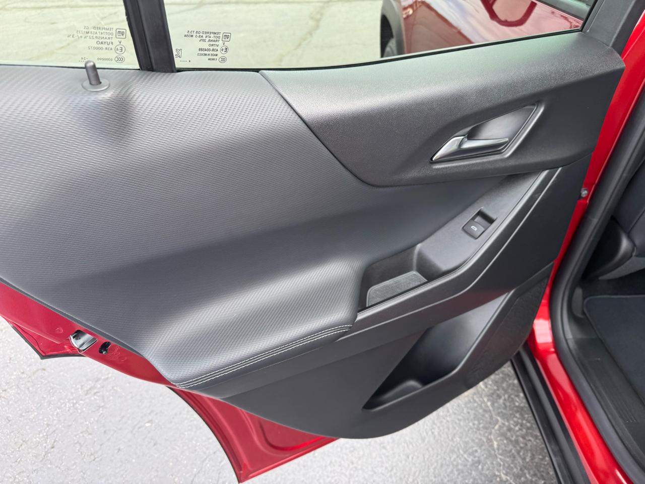 Chevrolet Equinox FWD 4dr LT w/1LT 2025