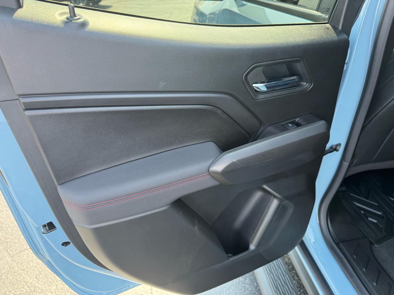 Chevrolet Colorado 4WD Crew Cab Z71 2025