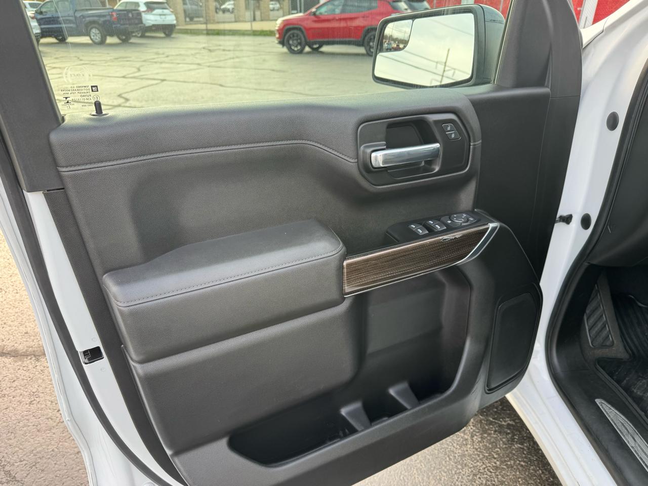 Chevrolet Silverado 1500 LTD 4WD Crew Cab 157" RST 2022